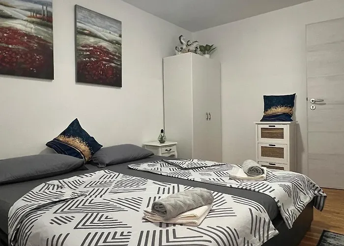 Crown Mia Appartement Koper